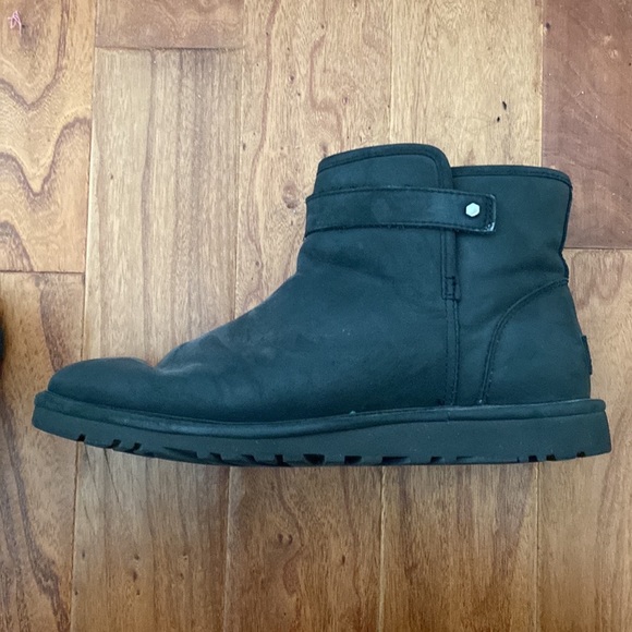 UGG SIZE 11 - Good condition - RELLA style - black - Picture 5 of 11